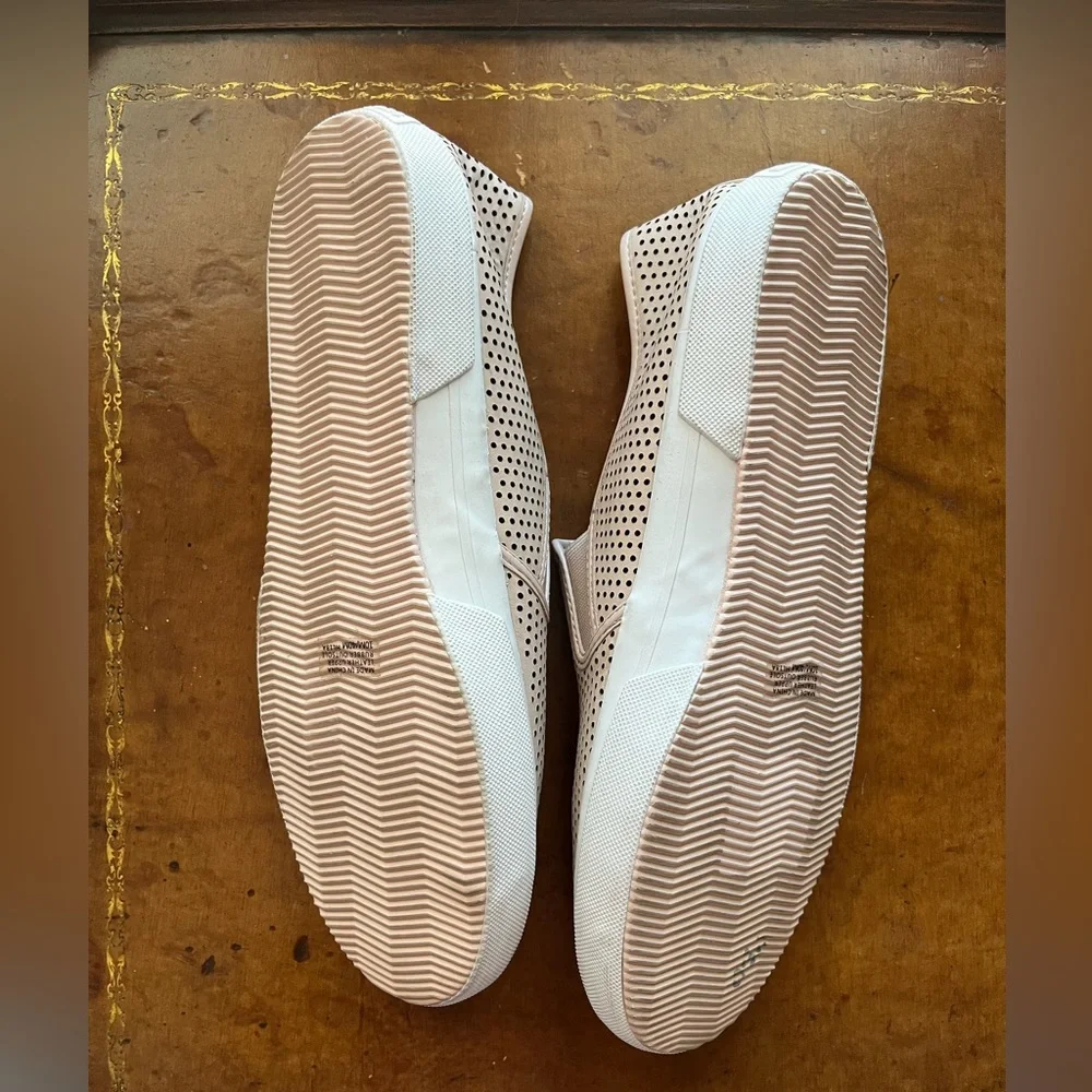 Michael Kors Sandals - Picture 2 of 3